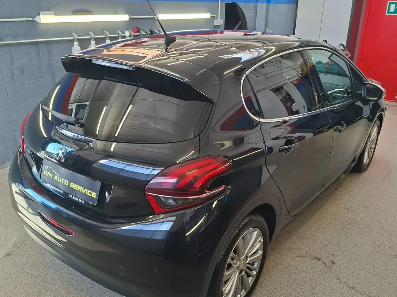 Billede 3 - Peugeot 208 1,6 BlueHDi 100 Allure Sky