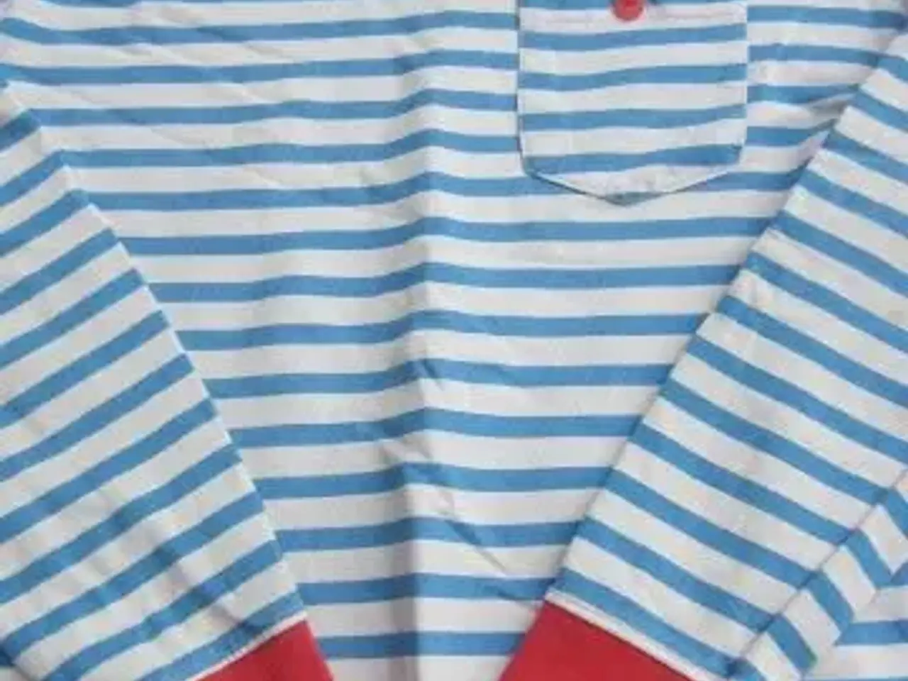 Billede 1 - Str. M/L, flot bluse