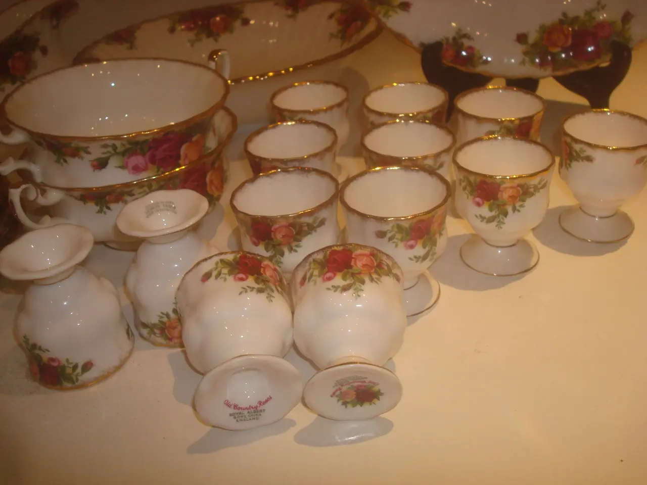 Billede 4 - LANDSBYROSE, kaffekande, sukker-fløde, sovseskål