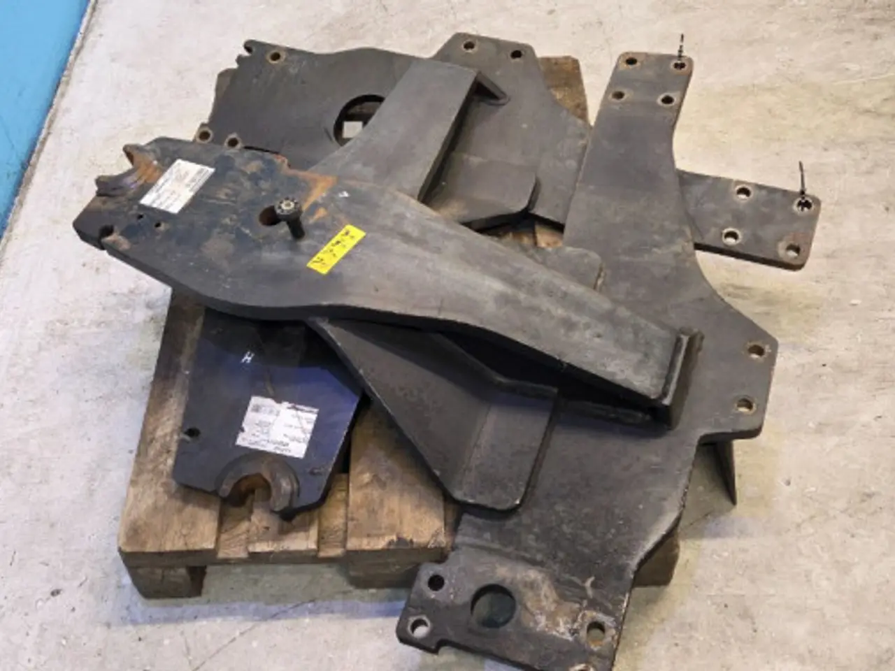 Billede 4 - New Holland TS125A Frontarm Sæt 10381512