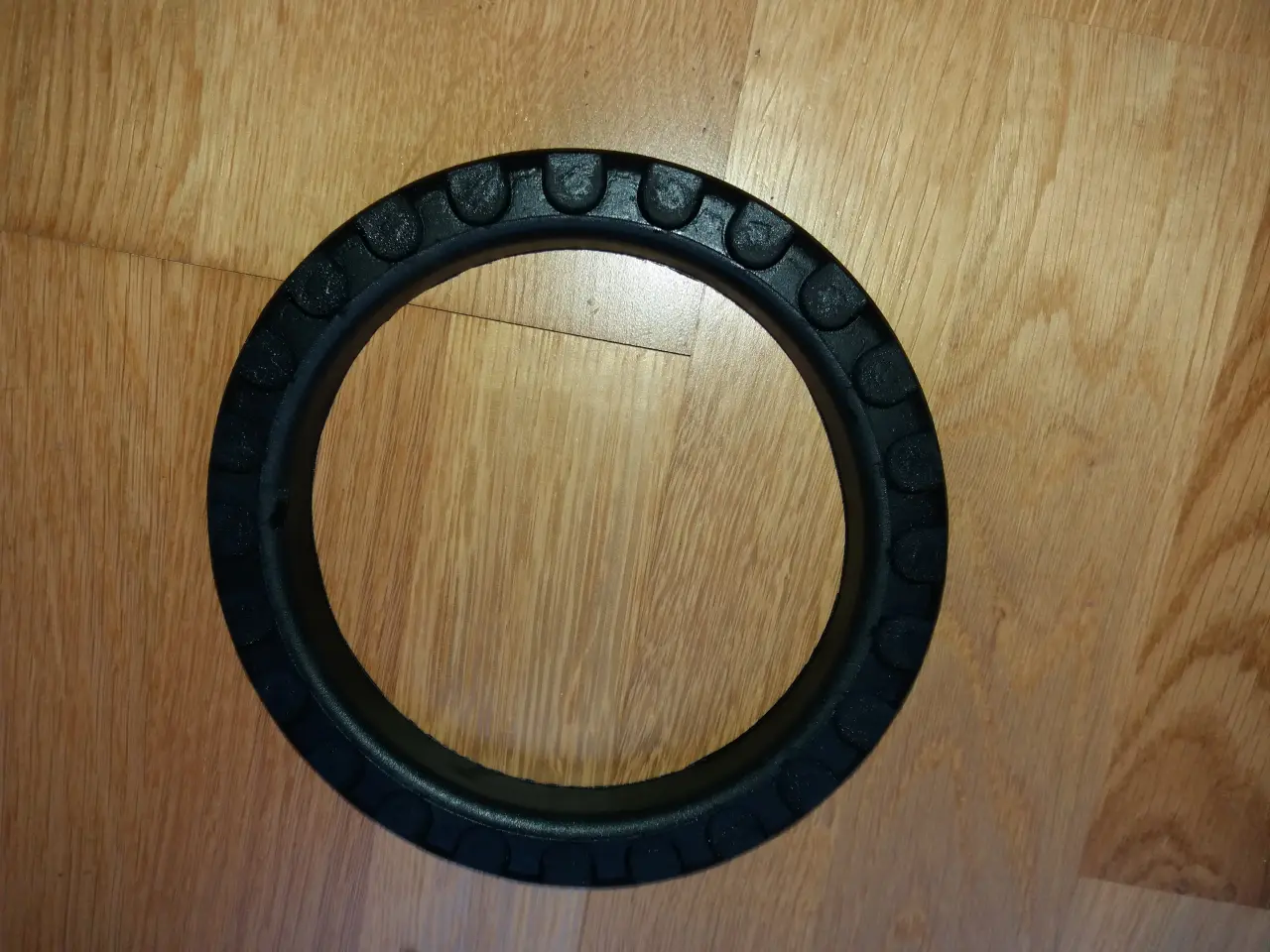 Billede 2 - Gummi til spiralfjeder foran Toyota Previa