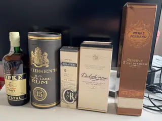 Div flasker alkohol 