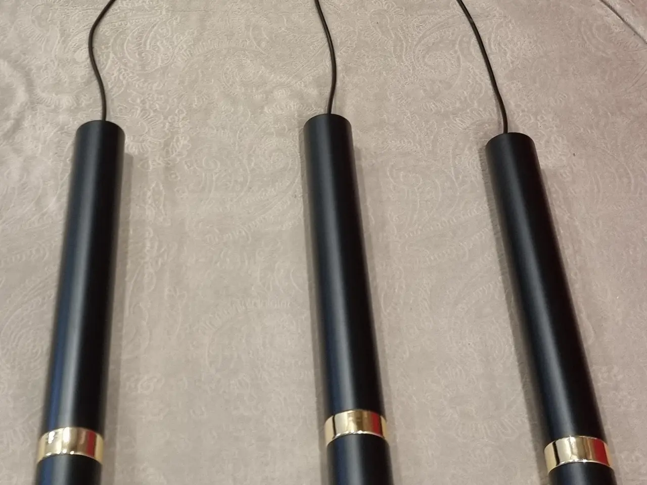 Billede 2 - Smuk Tube pendel / loftlampe med 3 rør