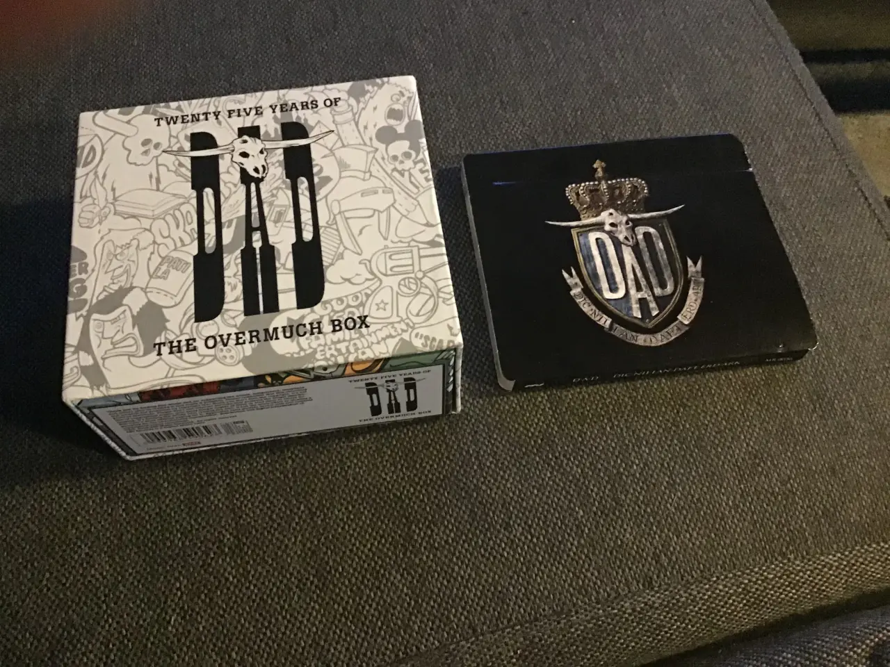 Billede 1 - DAD The over much box + ekstra CD