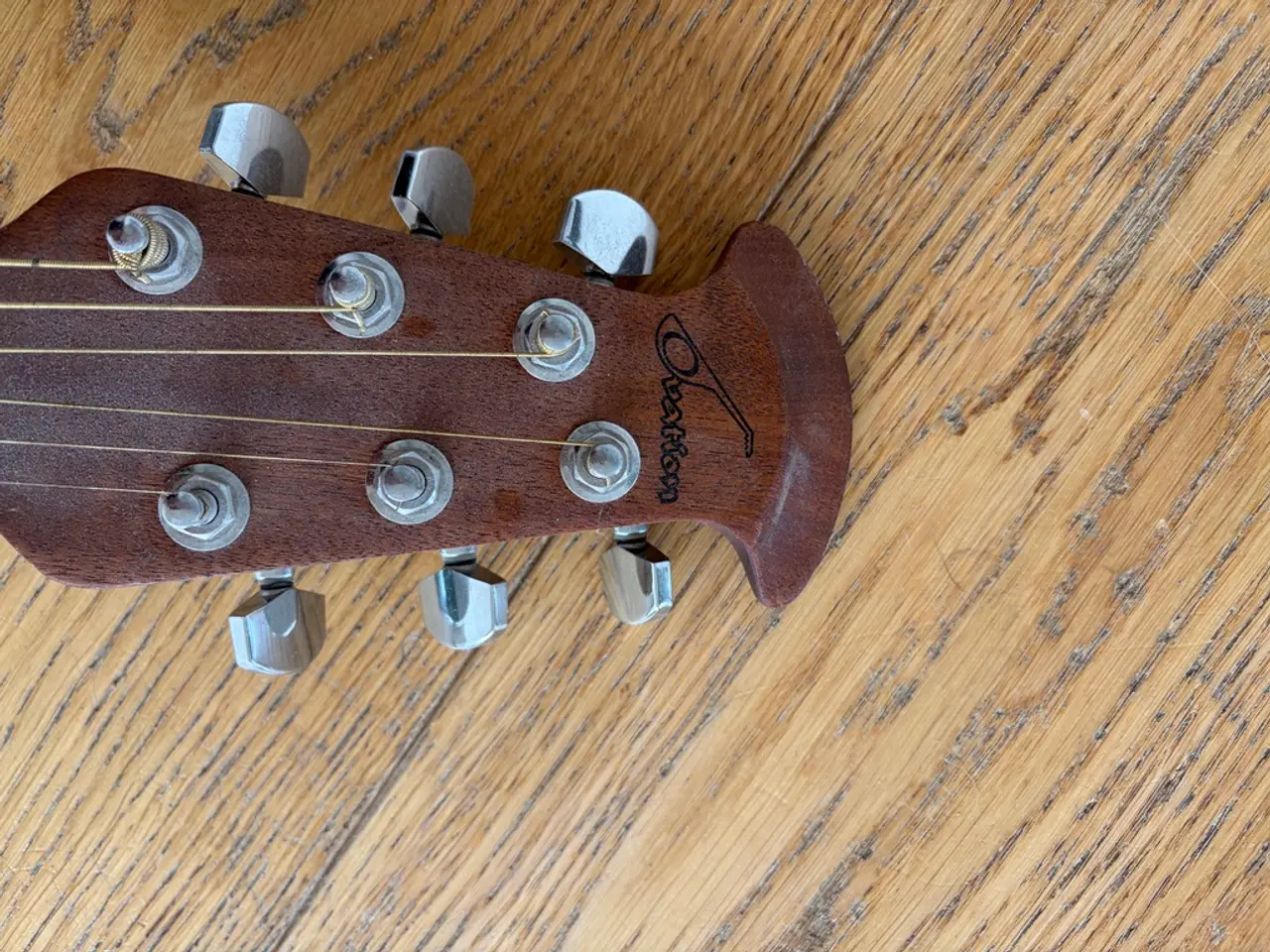 Billede 2 - Ovation Guitar