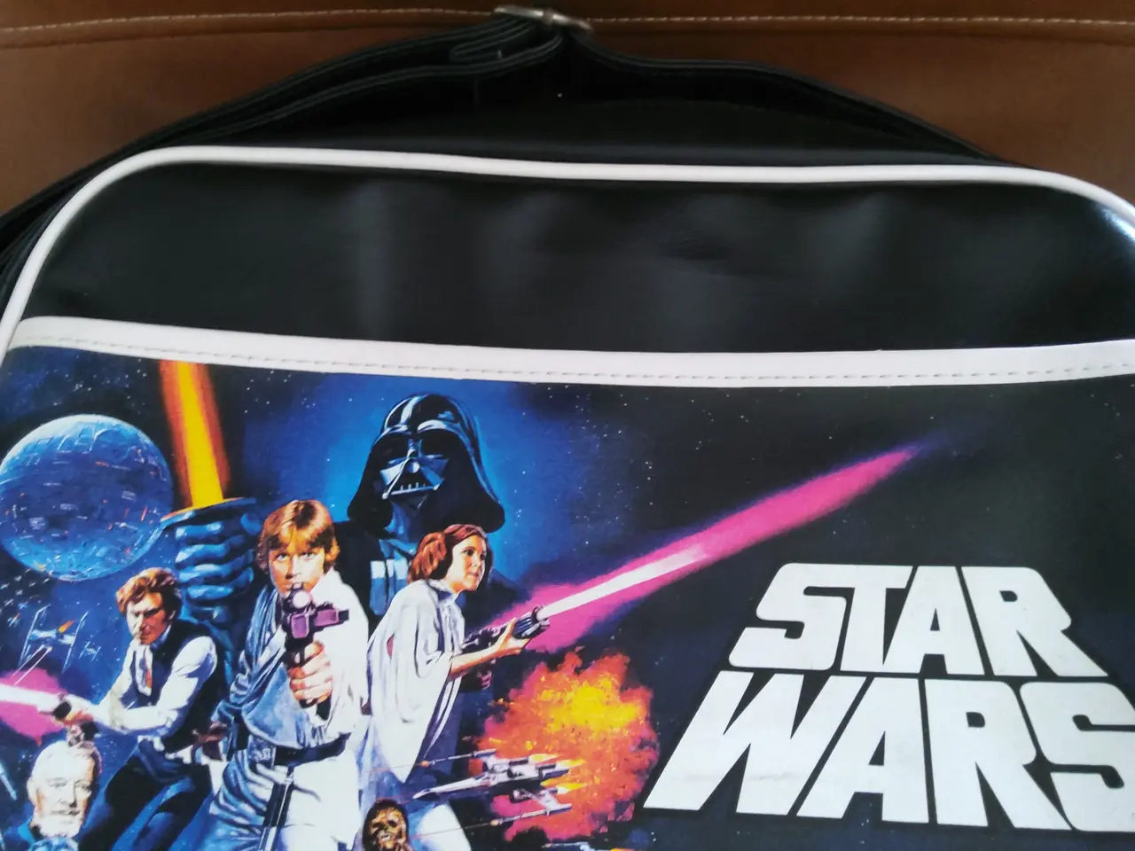 Billede 2 - Retro Star wars skuldertaske. I god stand.
