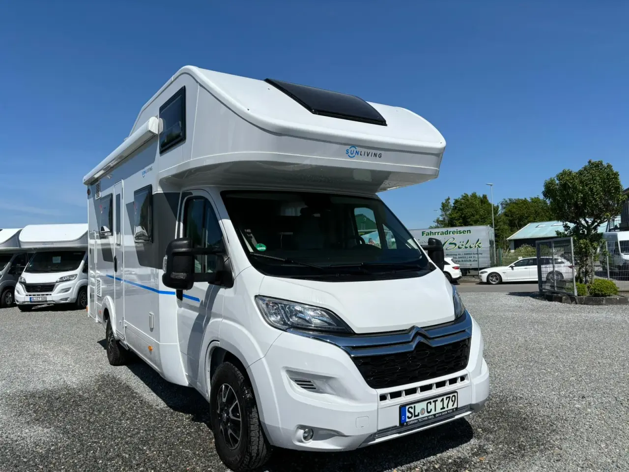 Billede 1 - A70DK Familie Alkove Autocamper | 6 Sæder & Sovepl