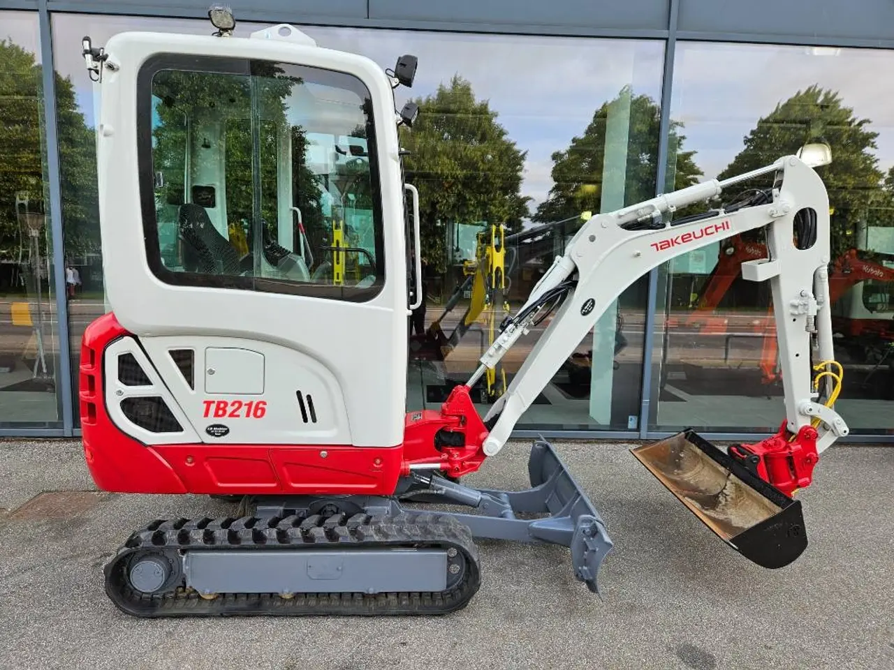 Billede 2 - Takeuchi TB 216