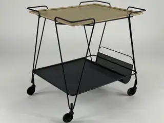 GUBI Matégot Trolley – Beige/Sort