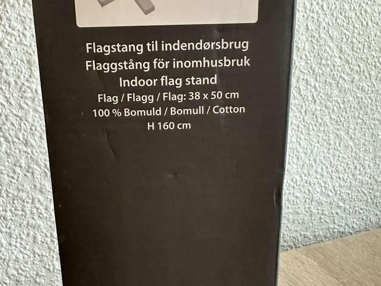 Billede 2 - Indendørs flagstang med dannebrogsflag 