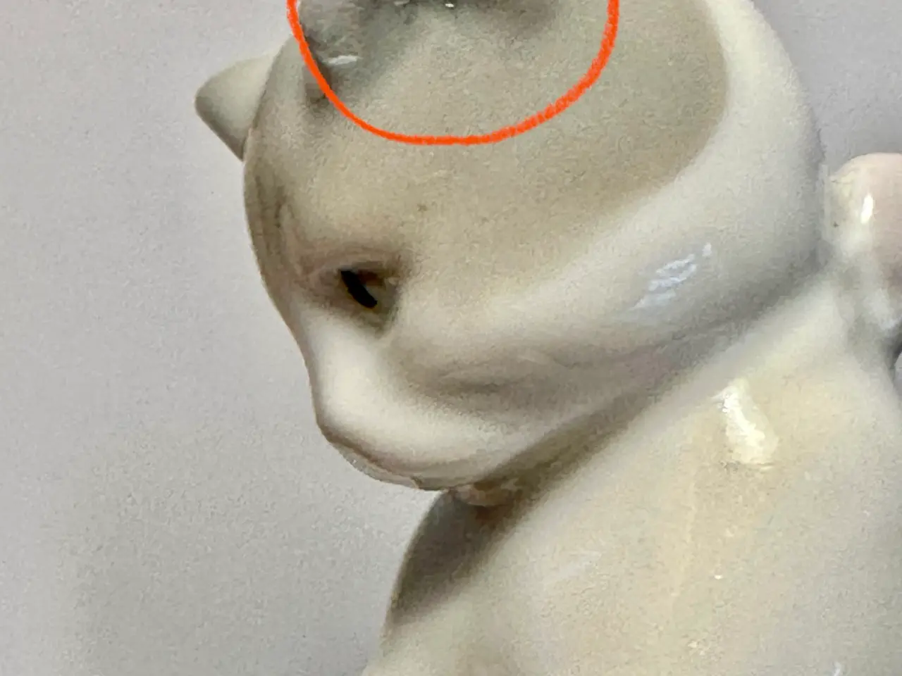 Billede 12 - Miniature ældre figurer og konkylie sælges