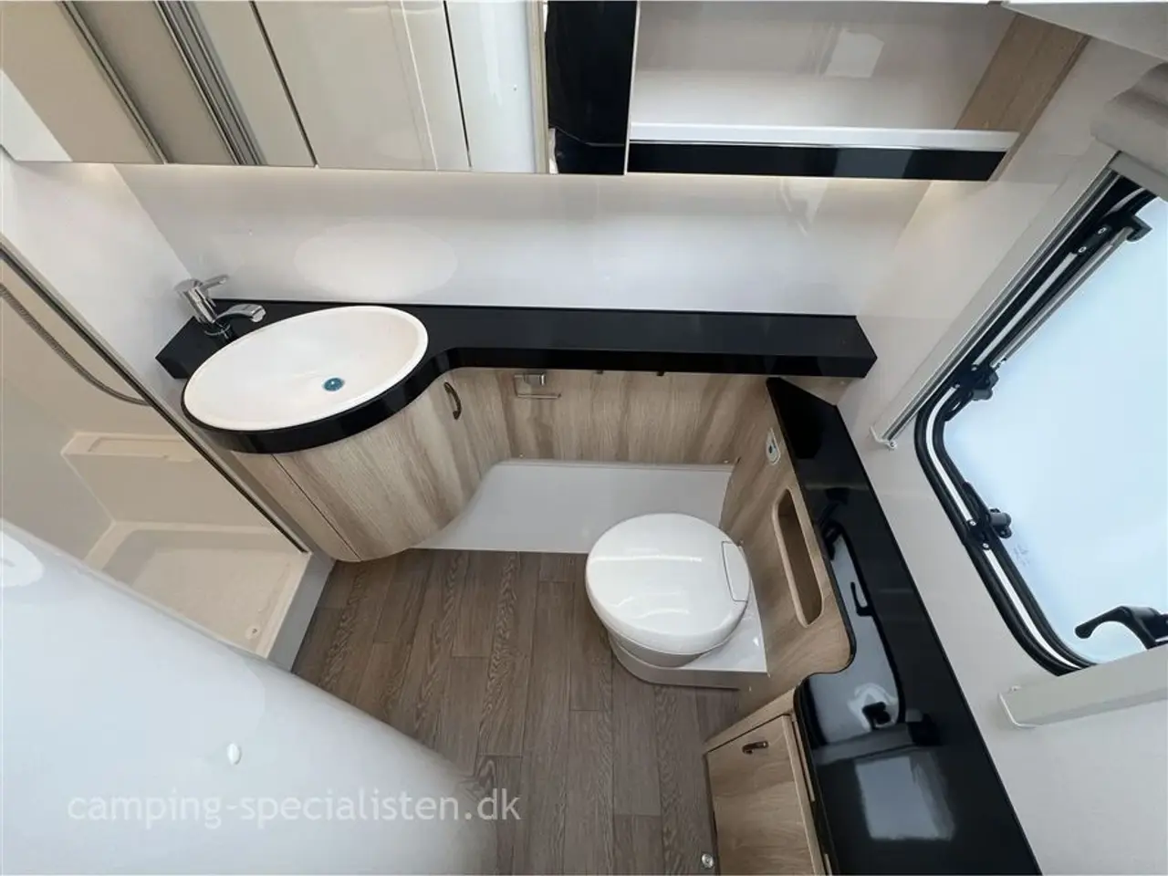 Billede 11 - 2026 - Hobby De Luxe 495 WFB 2025 Hobby 495 WFB De Luxe - se den nu hos Camping-Specialisten.dk i Silkeborg