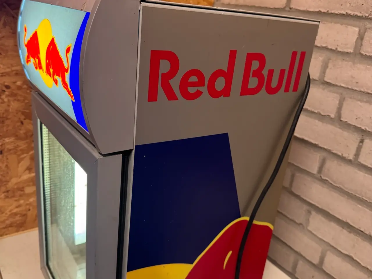 Billede 2 - Redbull Køleskab