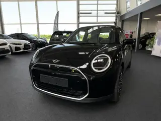 MINI Cooper SE  Favoured Trim XL
