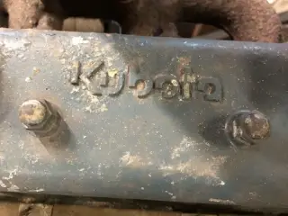 kubota v1305 motor