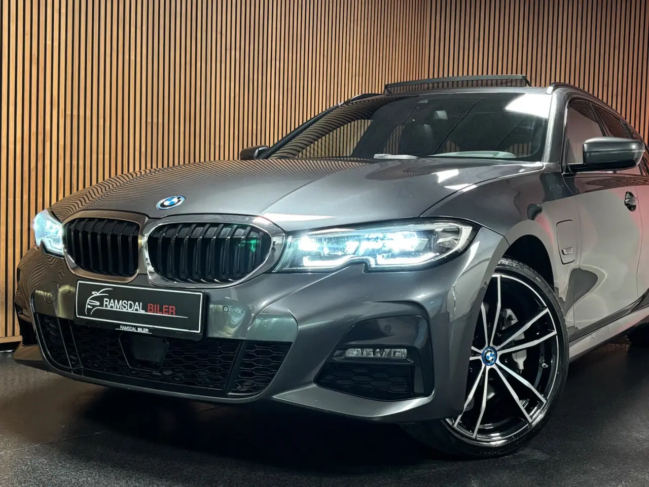 Billede 2 - BMW 330e 2,0 Touring M-Sport aut.