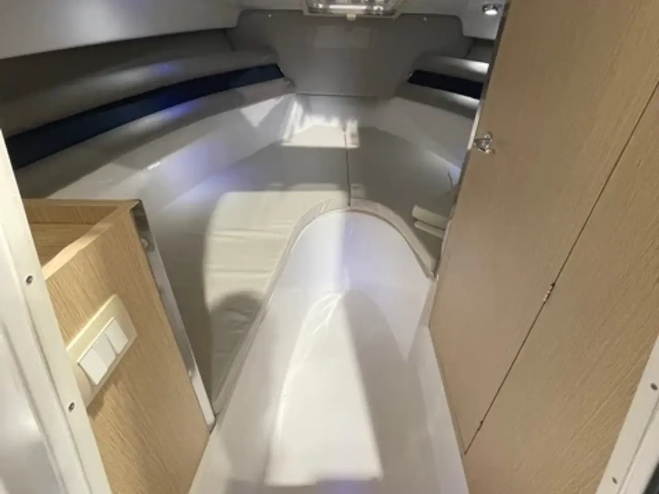 Billede 8 - NY SAVER 650 CABIN 150HK