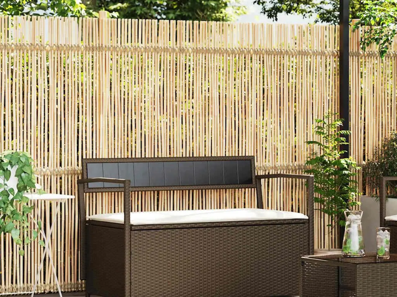 Billede 1 - Opbevaringsbænk til haven med hynde polyrattan brun