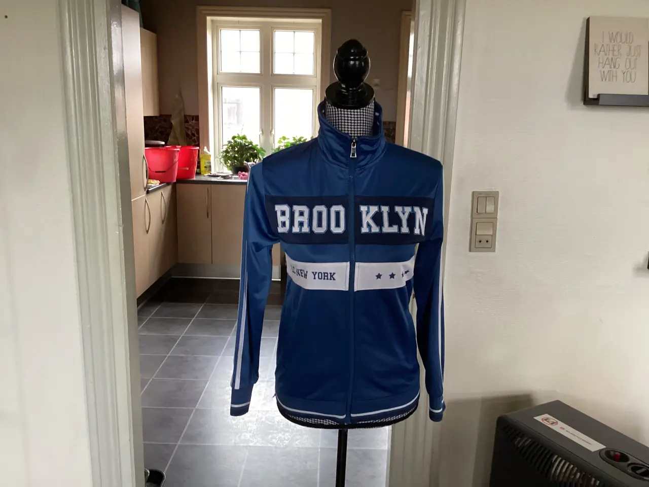 Billede 16 - Trøjer, Dreng. Forsk Str / Jogging Sæt.