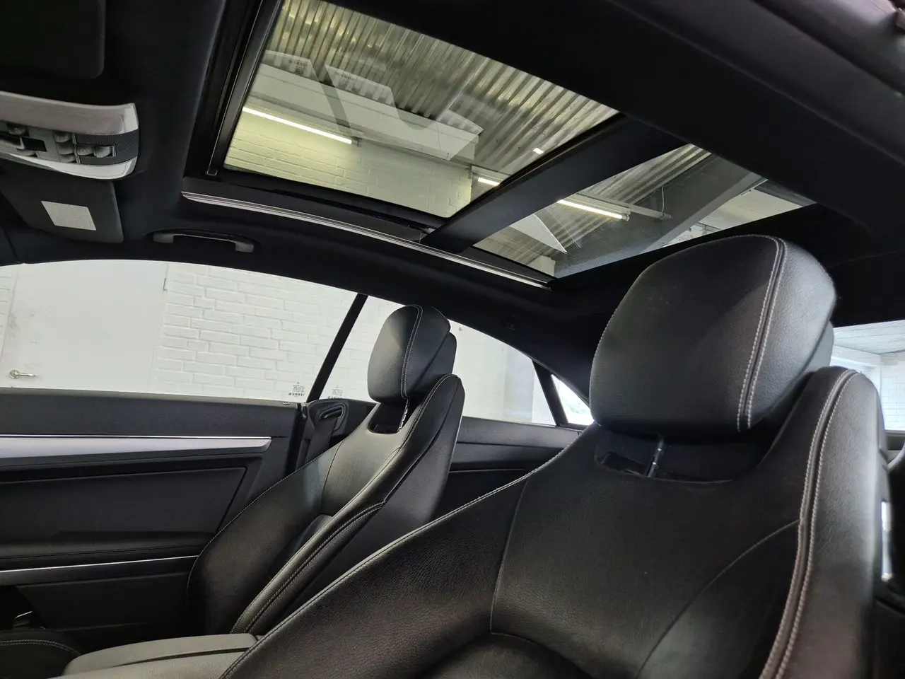 Billede 15 - Mercedes-Benz E350 3,5 CGI BlueEfficiency 292HK 2d Aut.