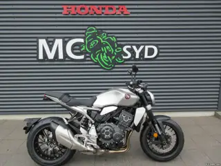 Honda CB 1000 R MC-SYD BYTTER GERNE 5 ÅRS FABRIKS GARANTI