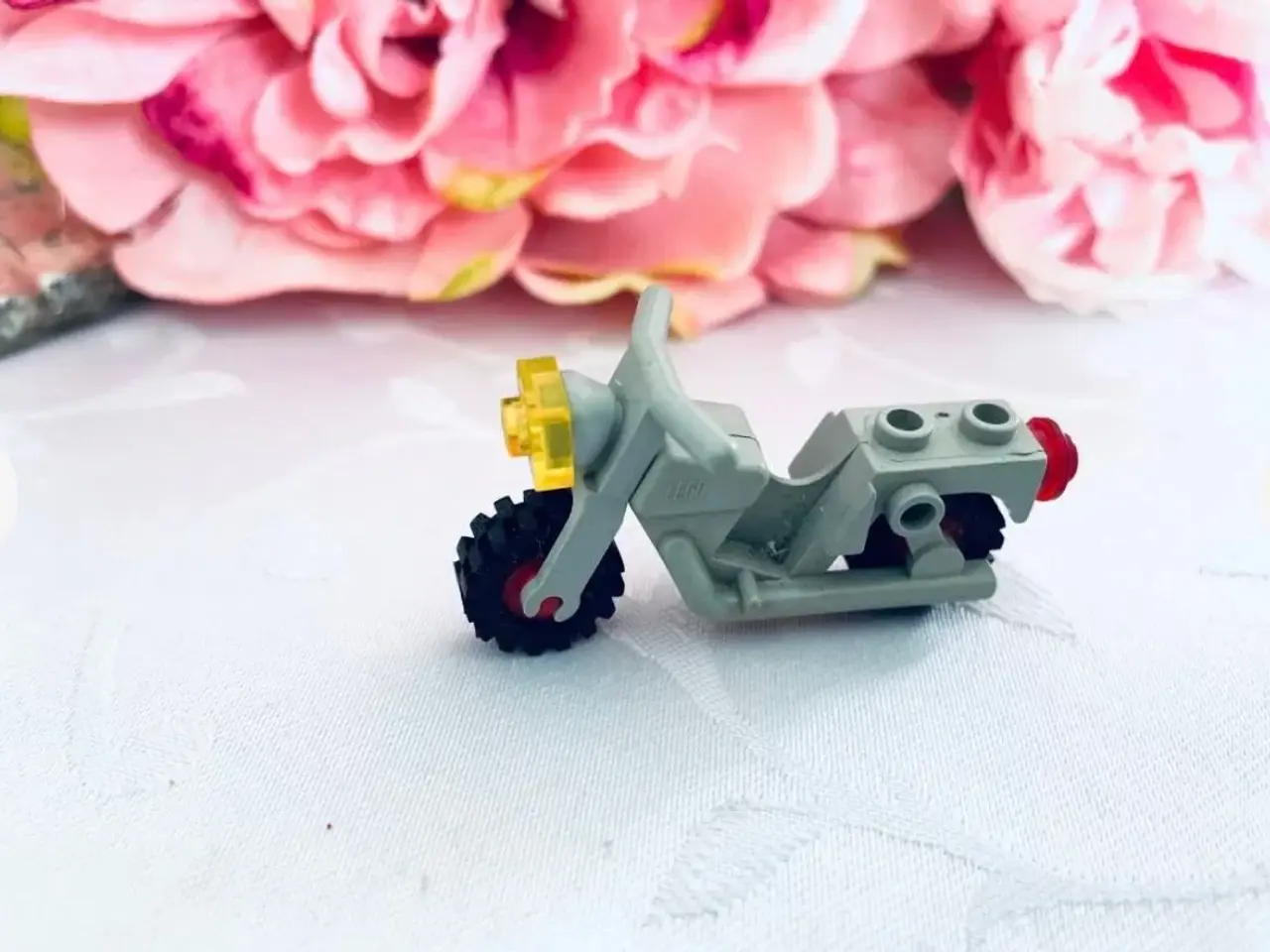 Billede 1 - Lego motorcykel grå vintage