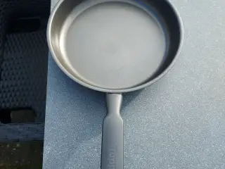Tupperware pande 24 cm