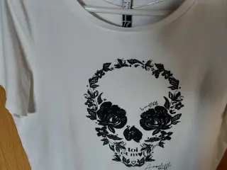 Pæn T.shirt fra Street One str 40
