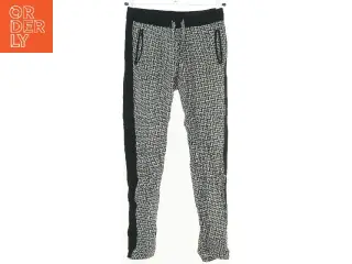 Luftige tynde bukser med mønster fra Tumble n Dry (str. 140)