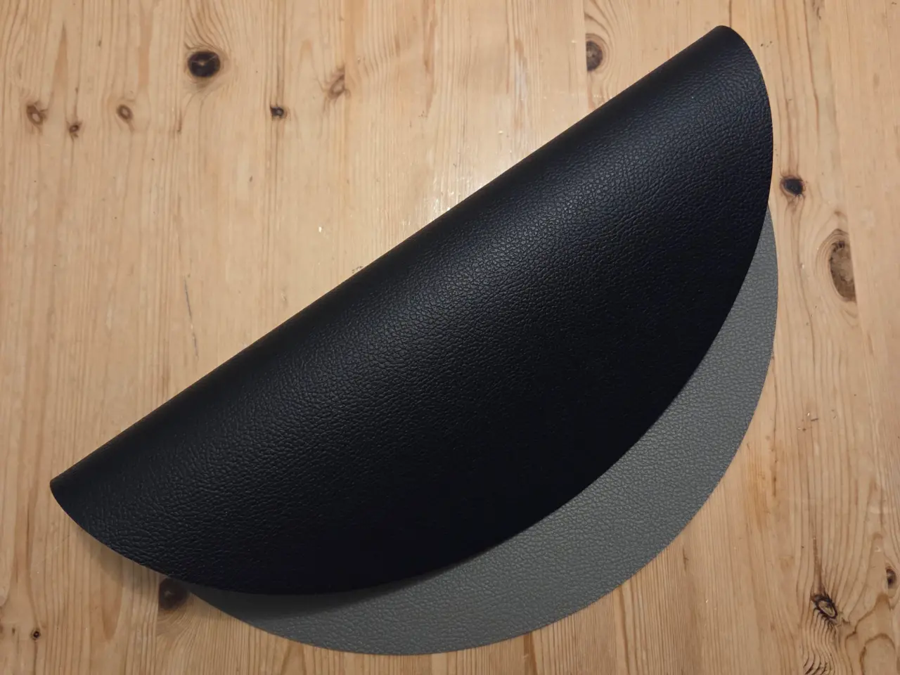 Billede 2 - Vendbar dækkeserviet Ø38 cm - 25 DKK pr. stk