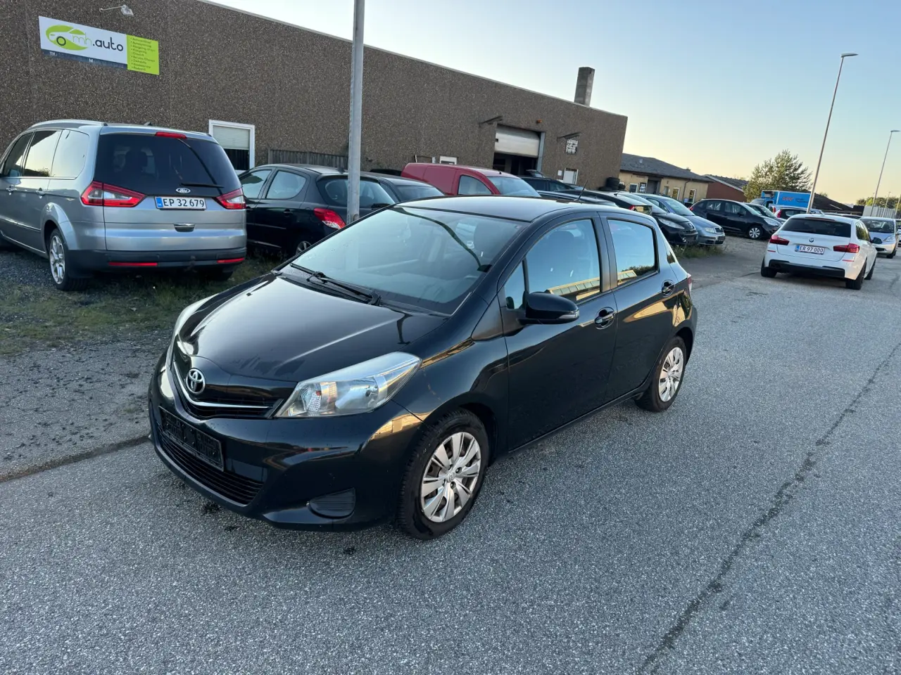 Billede 1 - Toyota Yaris model 2012til salg 