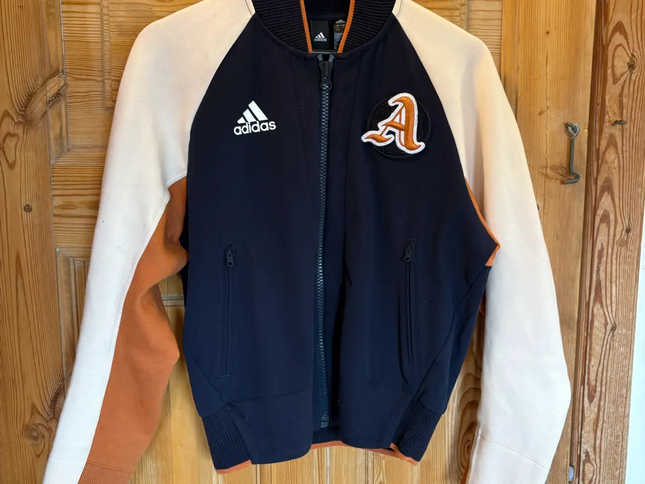 Billede 1 - Adidas trøje/jakke varsity