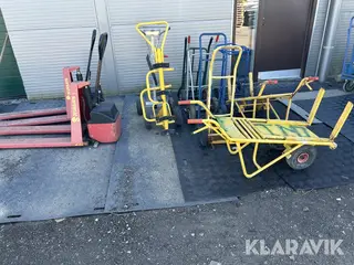Palleløftere og forskellige vogne 10 styk
