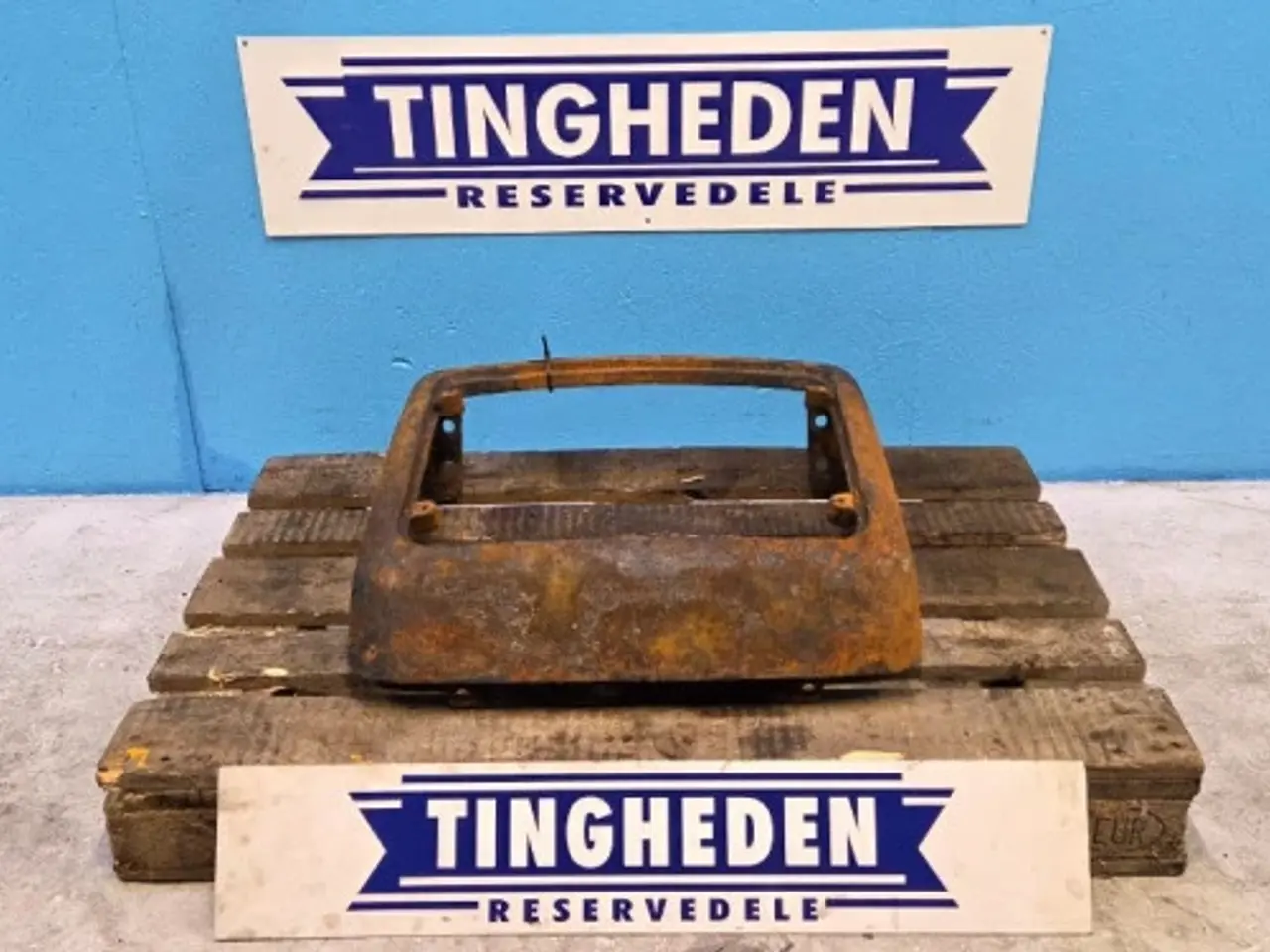 Billede 1 - New Holland LB115B Hjelmplade 87325160