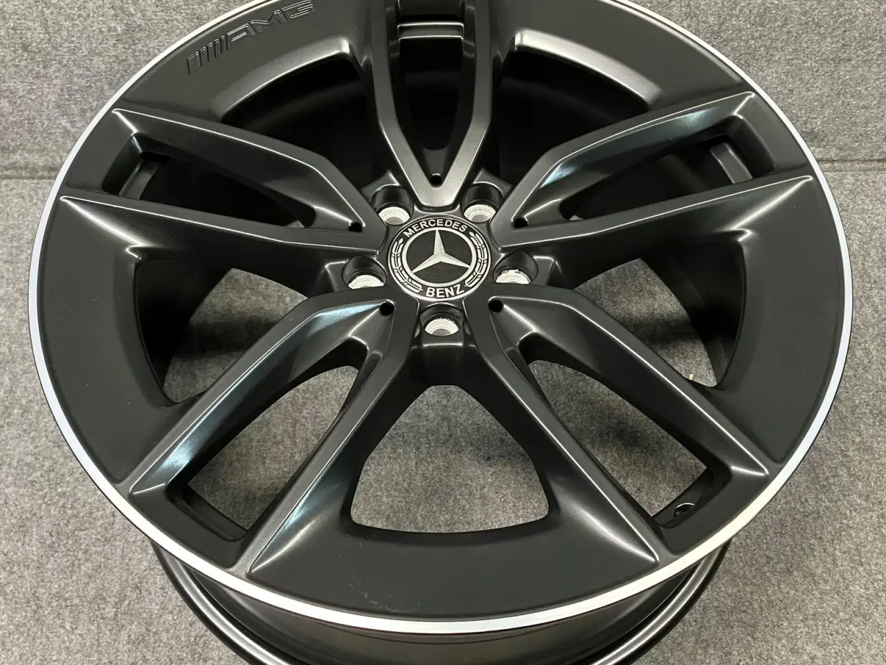 Billede 2 - ALUFÆLGE MERCEDES E 213 A213 W213 AMG 20"