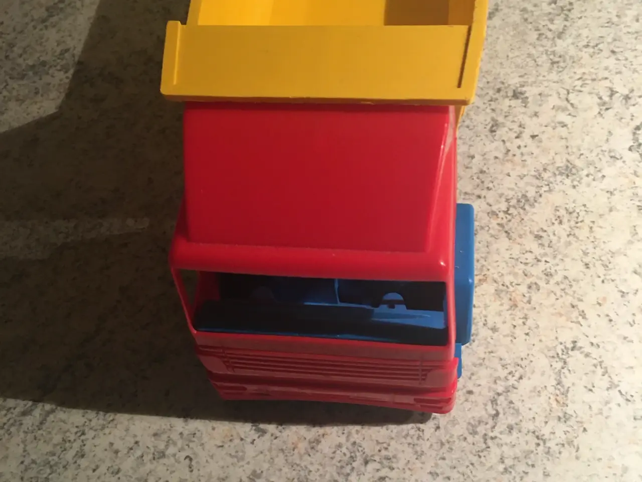 Billede 3 - Helt ny Plasto lastbil med tiplad. Hård plast