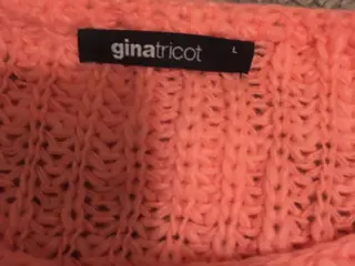 Helt ny Gina Tricot ferskenfarvet tynd bluse str.L