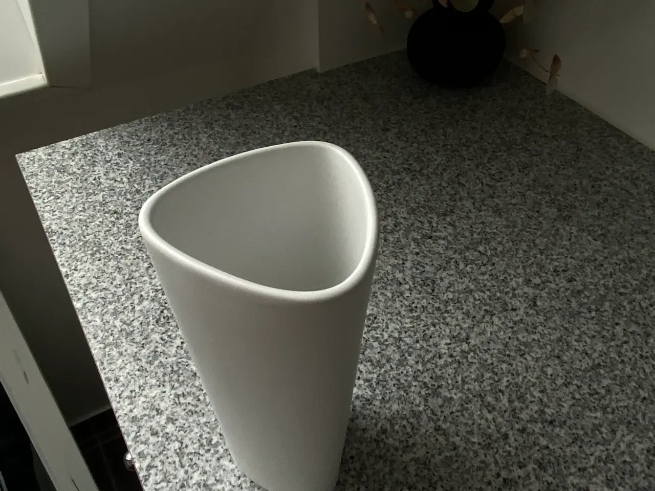 Billede 8 - Trekant vase
