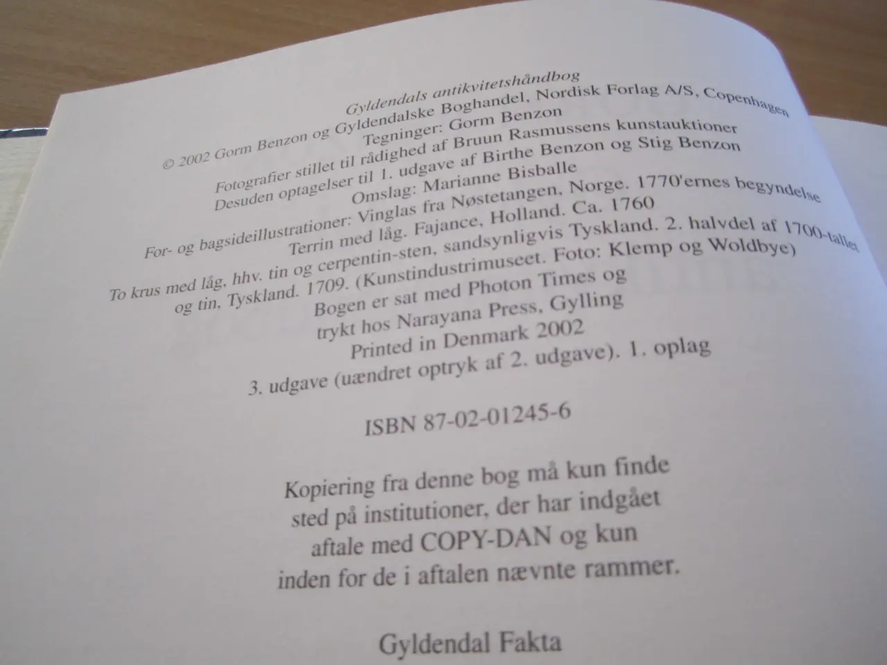Billede 7 - BYD. GYLDENDALS ANTIKVITETSHÅNDBOG.