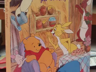 Walt Disney; Peter Plys på eventyr
