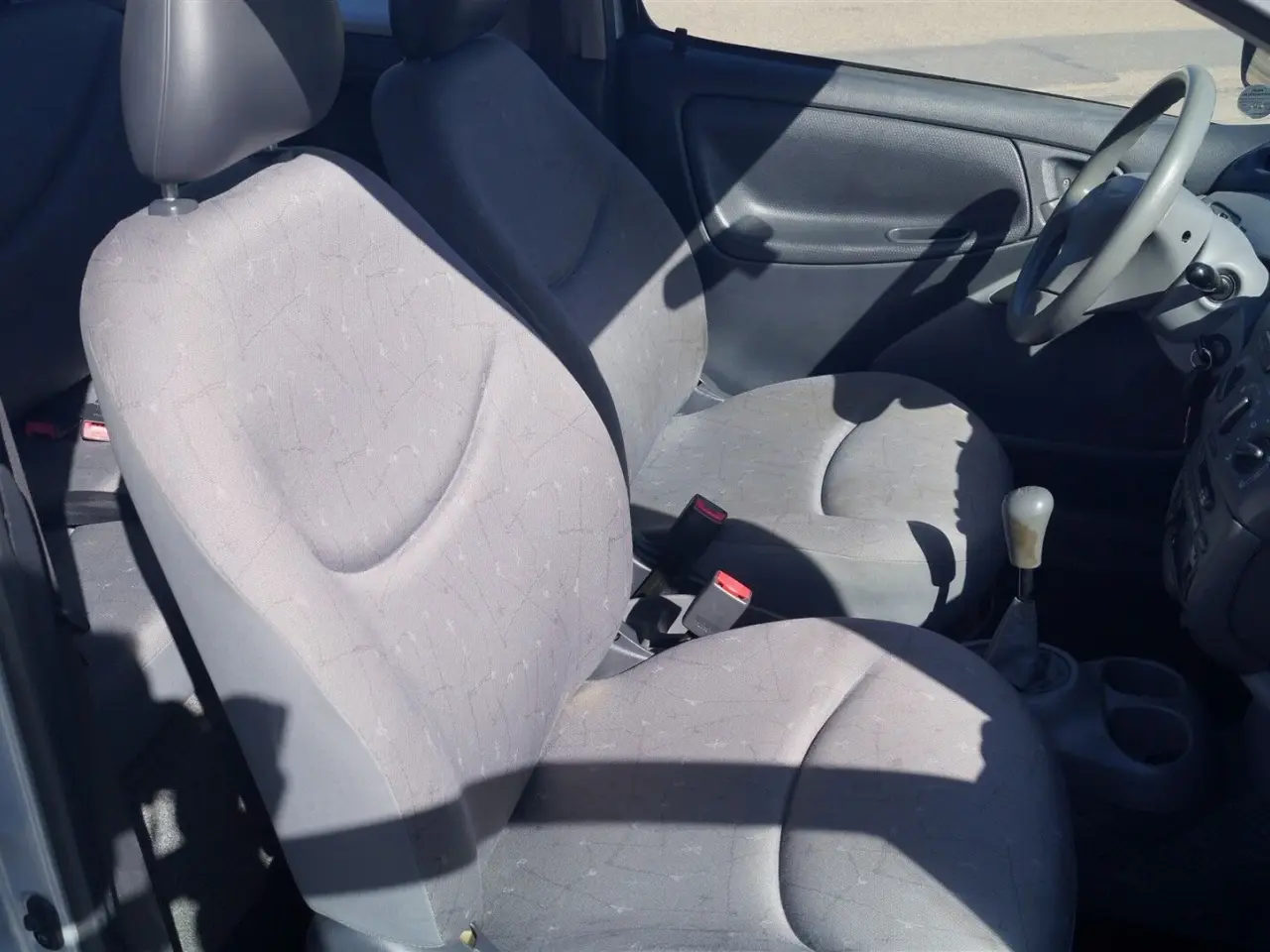 Billede 11 - Toyota Yaris 1,0 Linea Terra 68HK 3d