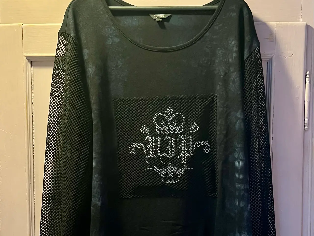 Billede 1 - T-shirt med netærmer str. 50 (46/48)