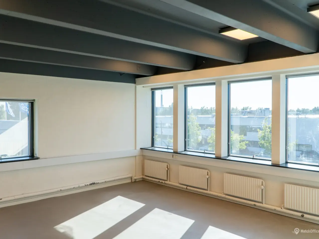 Billede 3 - Lagerejendom centralt placeret i Herlev industri