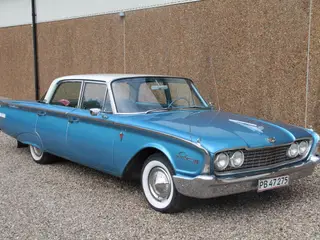 Ford Fairlane