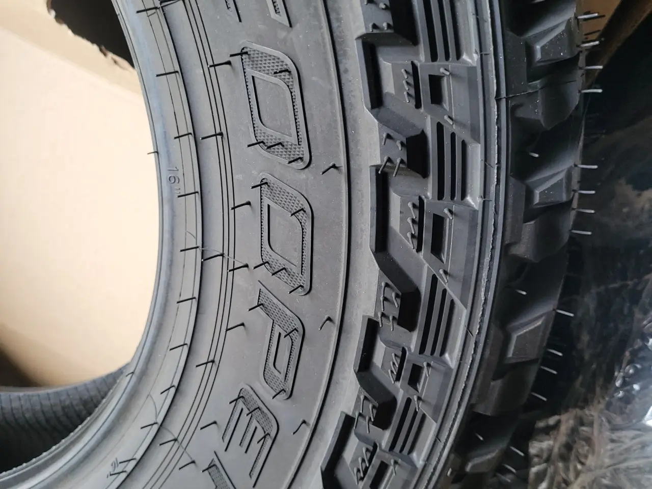 Billede 1 - 225 / 75 R 16 M +S
