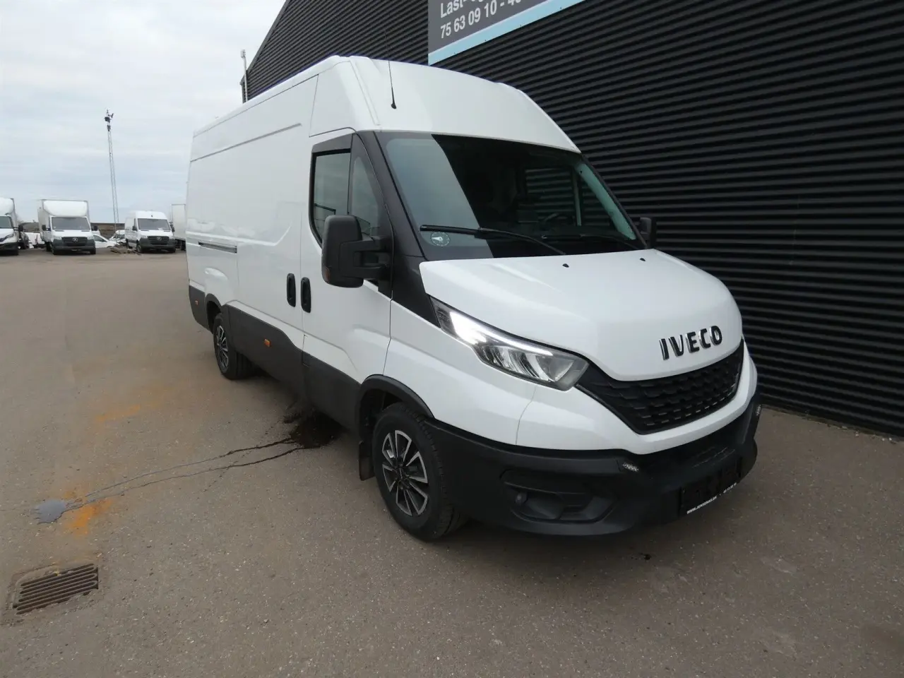 Billede 2 - Iveco Daily 35S16 12m3 2,3 D 156HK Van 8g Aut.