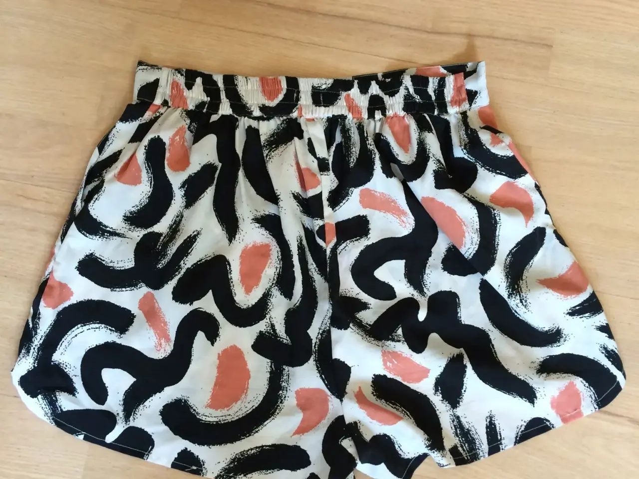 Billede 2 - Shorts str. M