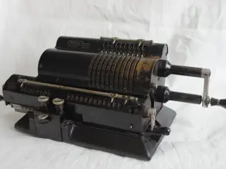 Original-Odhner model 7 regnemaskine