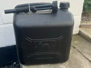20 L. Reserve/benzin dunk