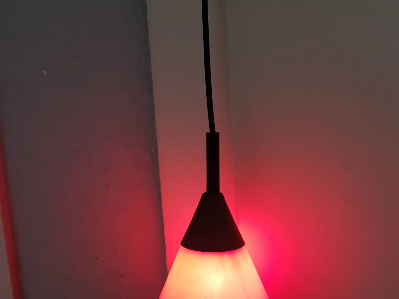 Billede 1 - Pendel, rød glas pendel